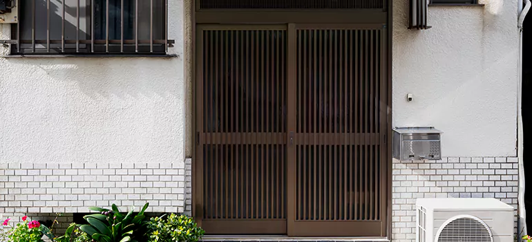 Bifold Louvre Doors in Queensway Gardins, Ontario