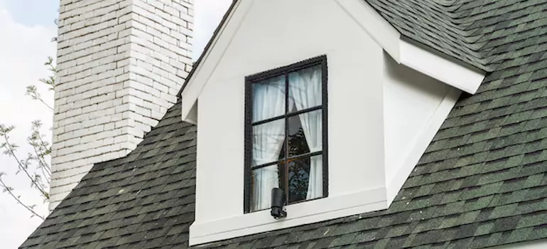 Roof Window Repair in Niagara Falls, ON