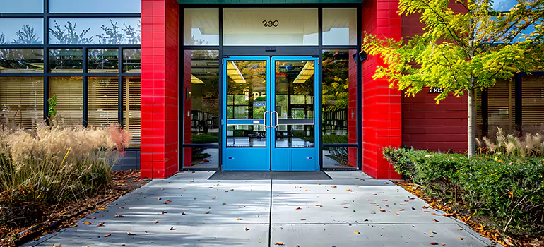 Roll Up Storefront Doors in Niagara Falls, ON