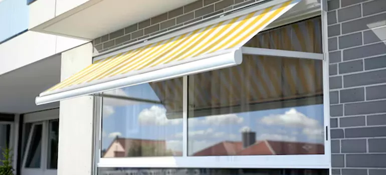 Awning Window Maintenance in Niagara Falls, ON